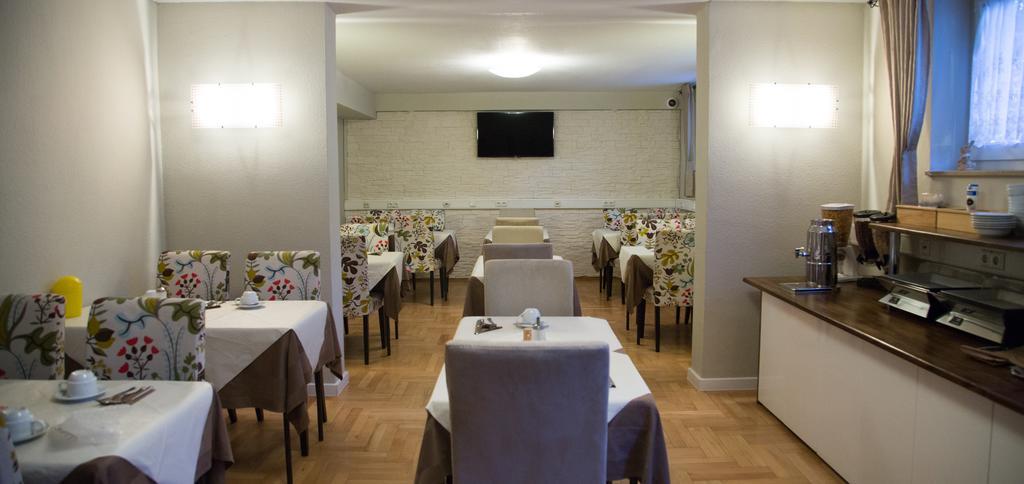 Hotel Eschborner Hof Франкфурт на Майн Екстериор снимка