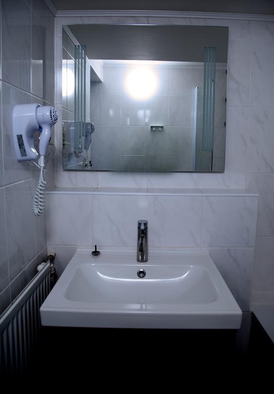 Hotel Eschborner Hof Франкфурт на Майн Екстериор снимка