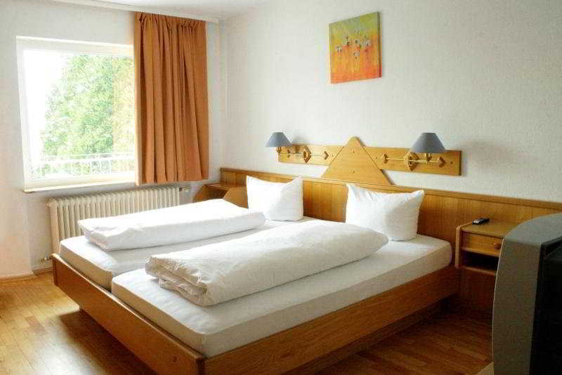 Hotel Eschborner Hof Франкфурт на Майн Екстериор снимка